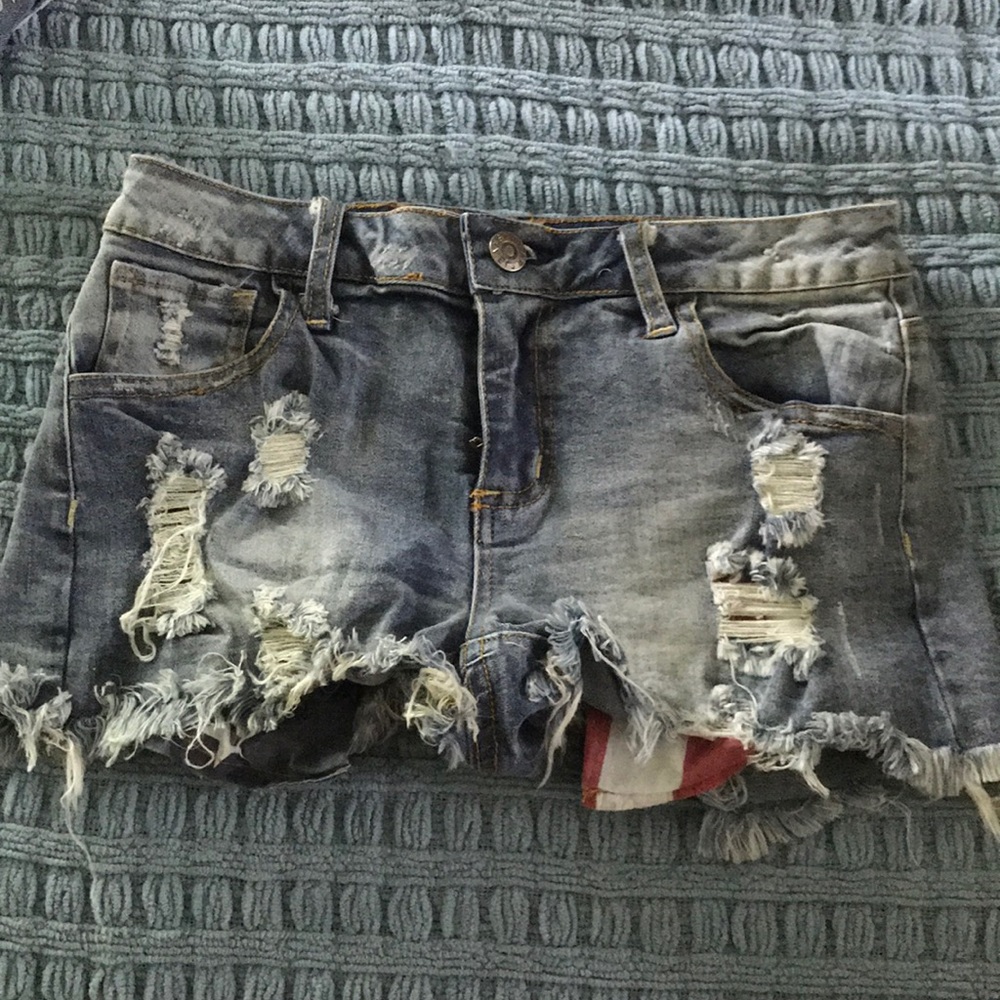 Boutique distressed jean shorts
